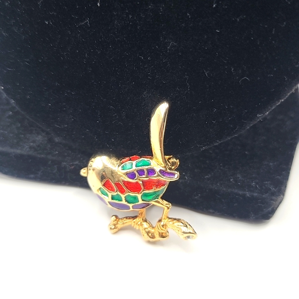 Goldtone Robin brooch 1"